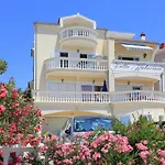 Appartement Brodarica 15270a