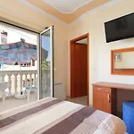 Brodarica 15270a شقة *