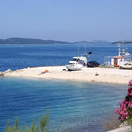 Brodarica 15270a Apartman Šibenik