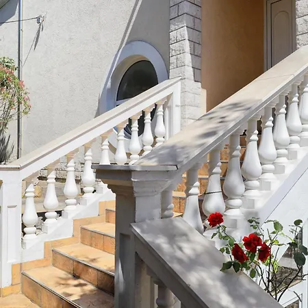 아파트 Brodarica 15270a *