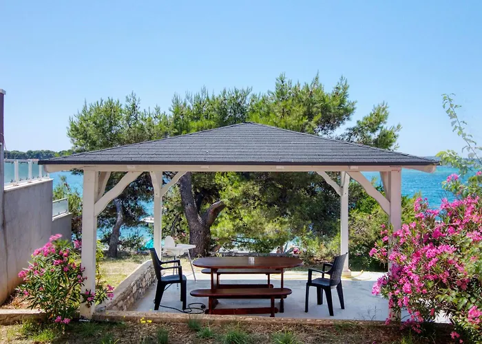 Brodarica 15270a Apartman